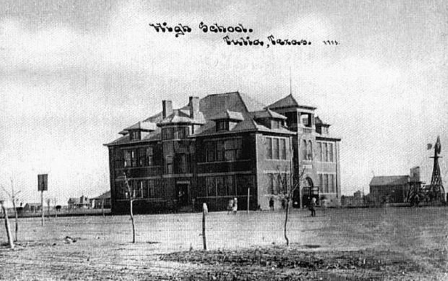 Tulia High School in 1915